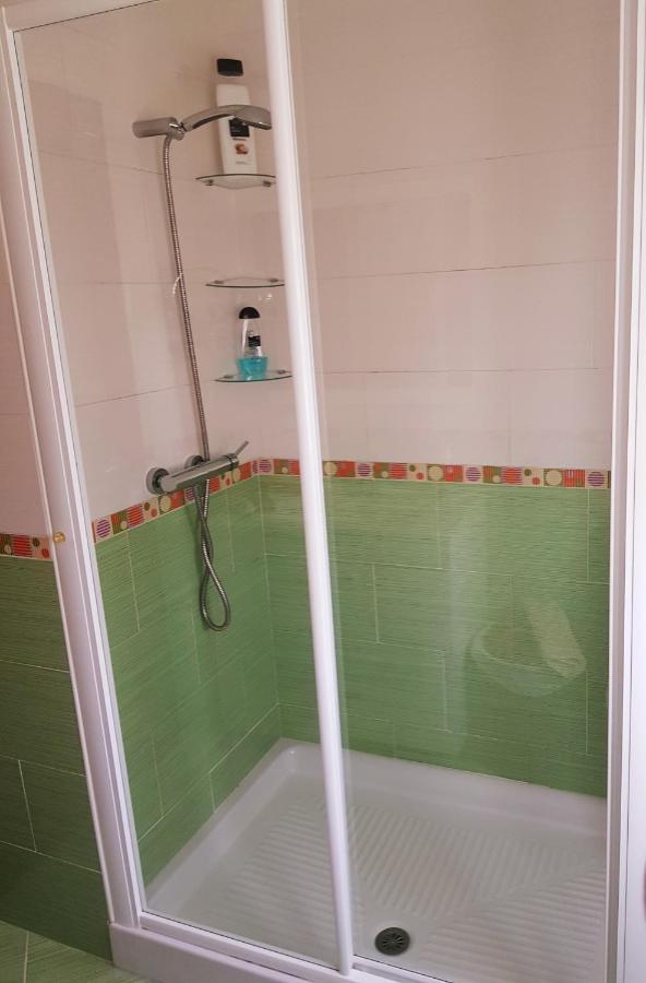 Shell'S Beach Apartament セー エクステリア 写真